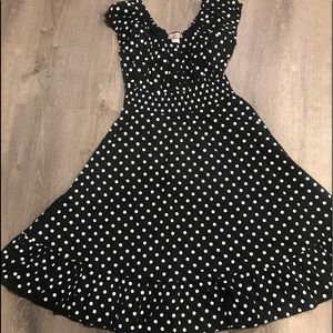 COPY - Polka Dot,A-Line,Ruffled HemLine Dress Scrunched waistline waist appears…